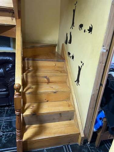 CASA Seguir por F-300 despues de la escuela Villa Florida