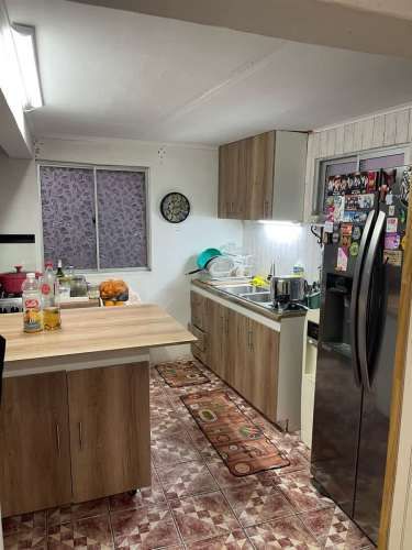 CASA Seguir por F-300 despues de la escuela Villa Florida