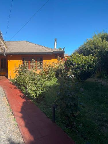 CASA DE 170MT2 APROX CONTRUIDOS 4200MT2 DE TERRENO, SE VENDE