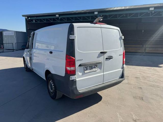 FURGON Marca MERCEDES BENZ Modelo VITO 111 CDI Año 2017