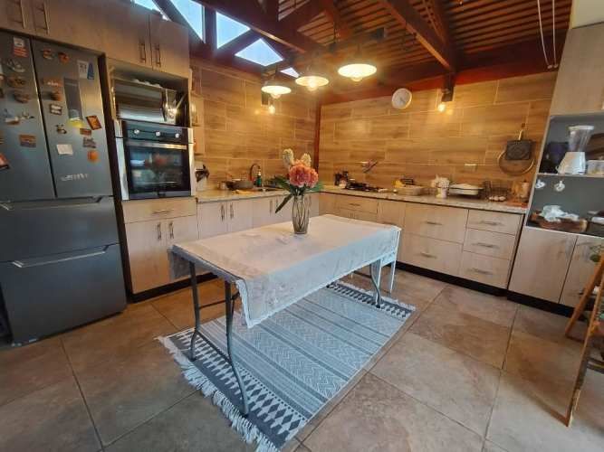 Amplia y cómoda casa en los Huertos Familiares Thno.