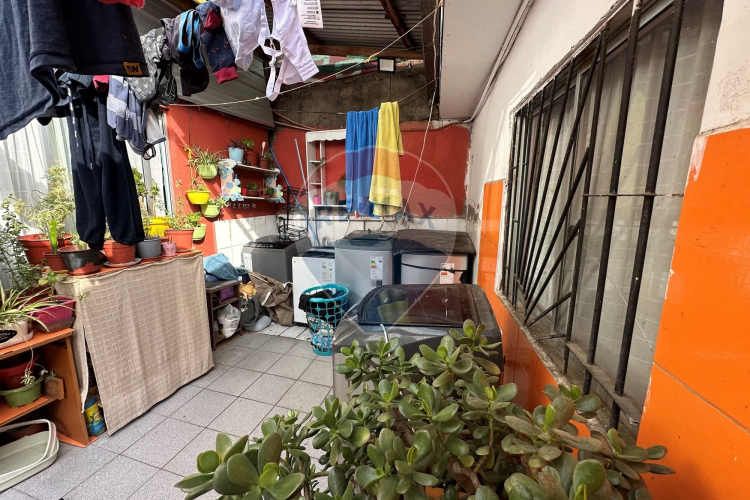 Gran casa negocio 5 deptos. en quinta normal