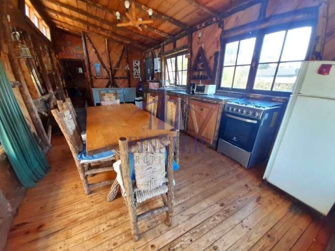 Finster Vende Pintoresca Casa Rústica En Playa Ritoque