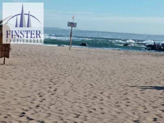 Finster Vende Impecable Casa, Terreno 1100m2 Ritoque Quinter