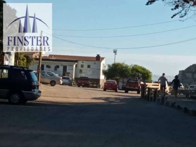 Finster Vende Impecable Casa, Terreno 1100m2 Ritoque Quinter