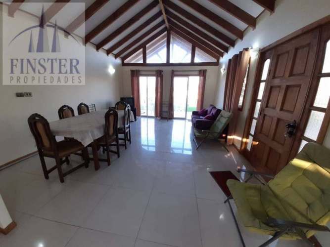 Finster Vende Impecable Casa, Terreno 1100m2 Ritoque Quinter