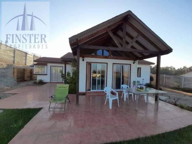 Finster Vende Impecable Casa, Terreno 1100m2 Ritoque Quinter