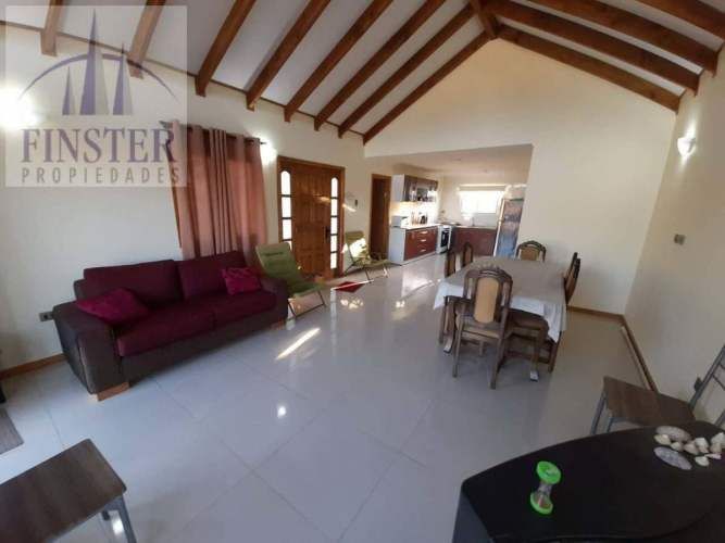 Finster Vende Impecable Casa, Terreno 1100m2 Ritoque Quinter