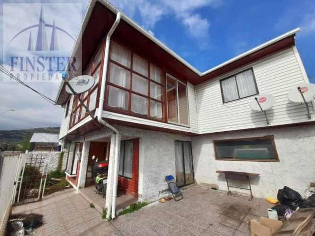 Finster Vende Linda Casa 180m2 Construidos, San Pedro, Quill