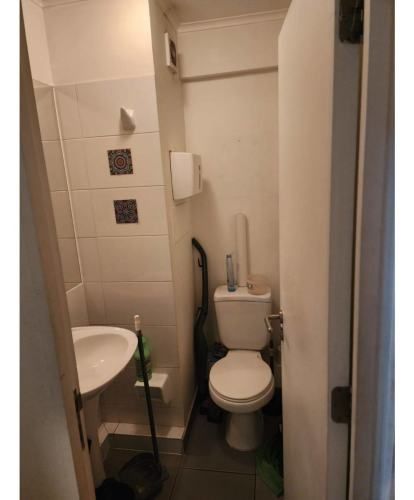 Oficina 3 Privados, 2 Baños Metro Manquehue + Estac. - Himal