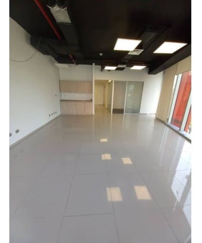 Oficina 90 Mts Sala Reuniones - Himalaya Propiedades