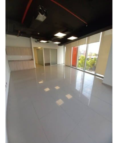 Oficina 90 Mts Sala Reuniones - Himalaya Propiedades