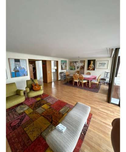 Se vende Cómodo Y Amplio Departamento