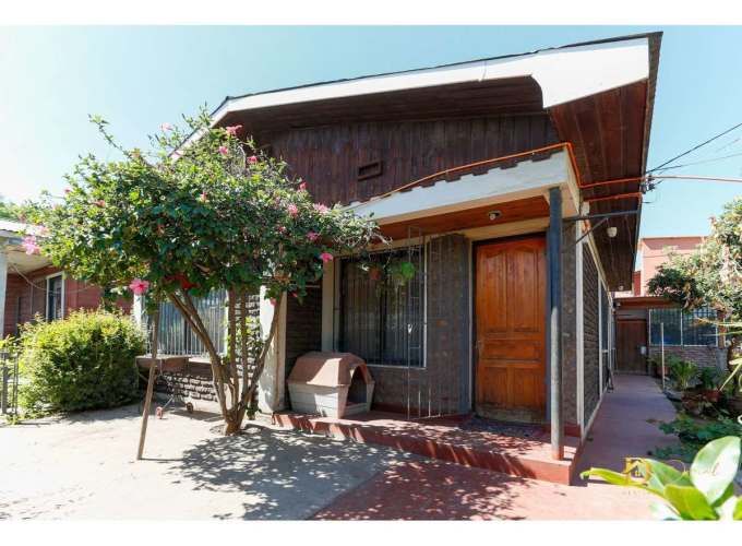 Venta De Exclusiva Casa En San Bernardo SE RECIBEN OFERTAS