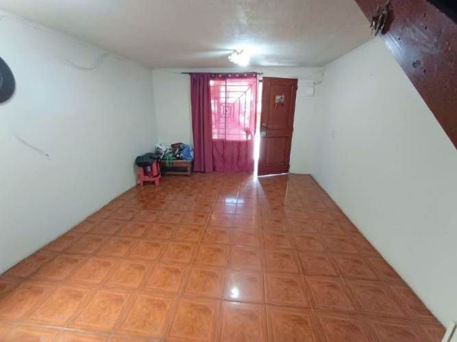 Casa En Venta En Peñaflor - Espaciosa Y Buen Estado - Pasaje