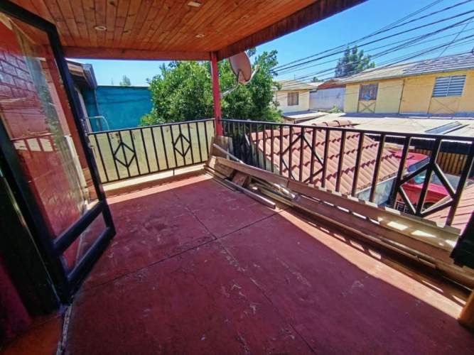 Casa En Venta En Peñaflor - Espaciosa Y Buen Estado - Pasaje