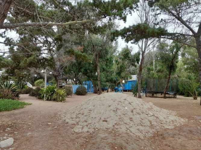 Parcela Con Casa Priincipal Y Cabañas