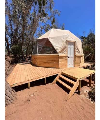 Parcela Con Casa Priincipal Y Cabañas