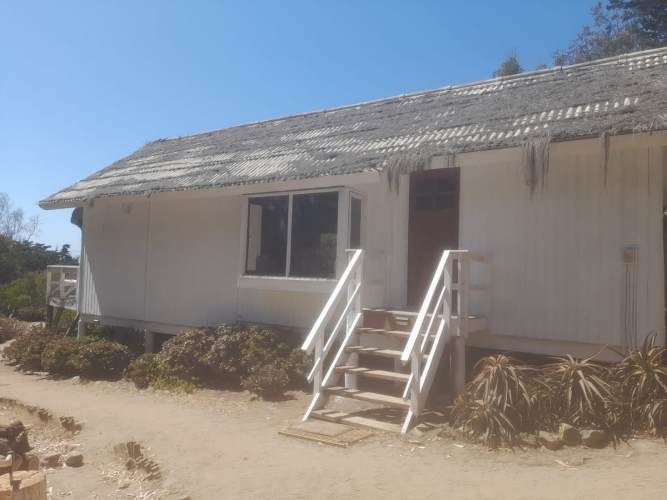 Parcela Con Casa Priincipal Y Cabañas