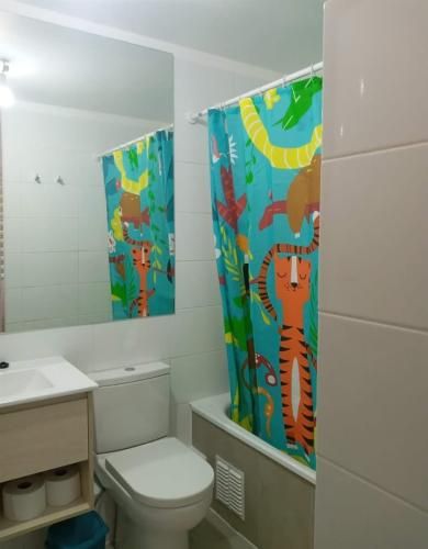 DEPARTAMENTO Avenida pacifico con cuatro esquinas