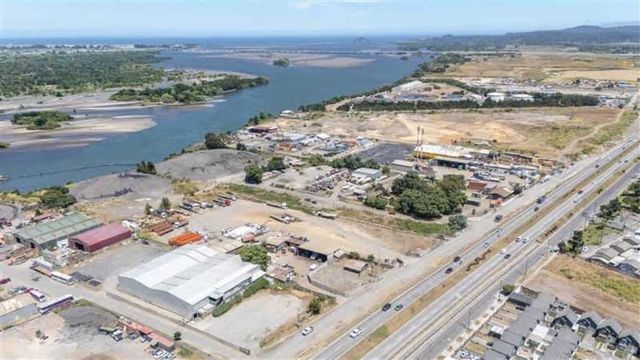 INDUSTRIAL Costanera, Hualpén