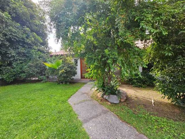 Casa en arriendo  La Aurora / Los Romanos (19014)