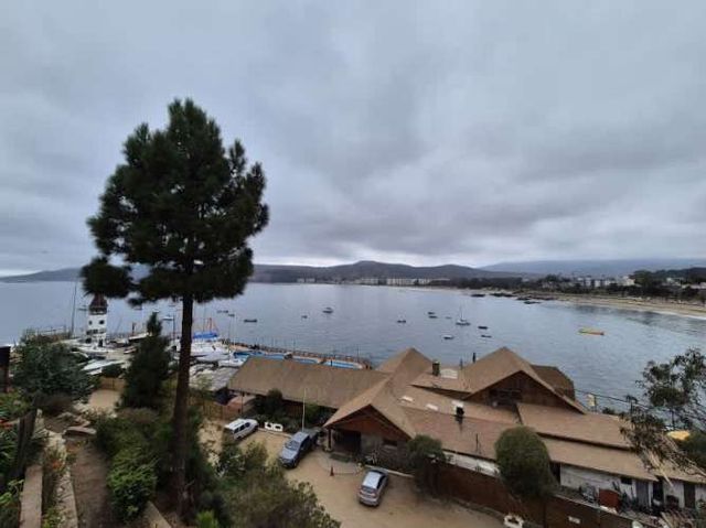 Exclusiva Casa Frente al Mar - Club de Yates Papudo
