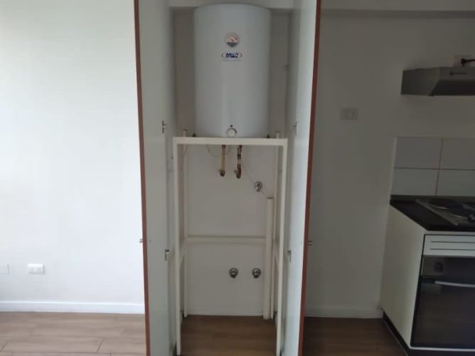 Departamento BLANCO GARCES / 2 CUADRAS DE AV ECUADOR