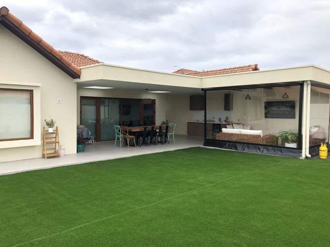 SE VENDE CASA MEJORADA LISTA PARA  HABITAR