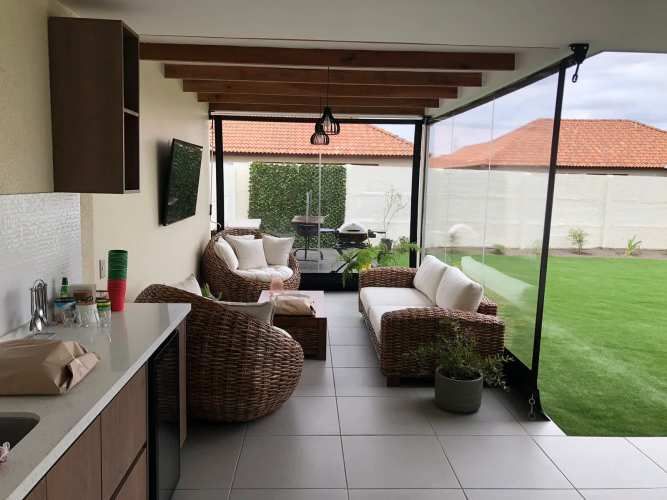 SE VENDE CASA MEJORADA LISTA PARA  HABITAR