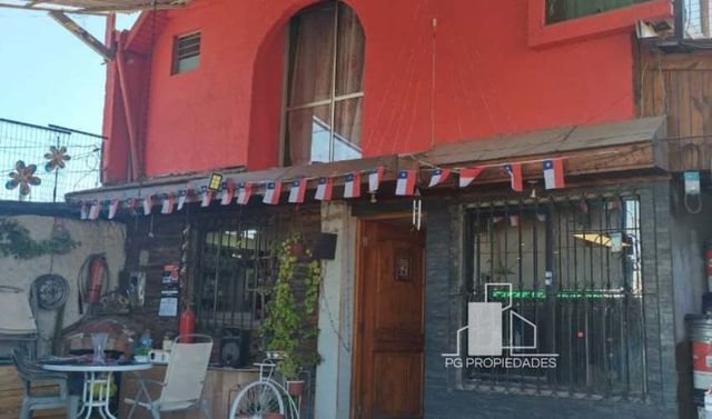 SE VENDE CASA 4D 3B AV LAS TORRES  MAIPÚ