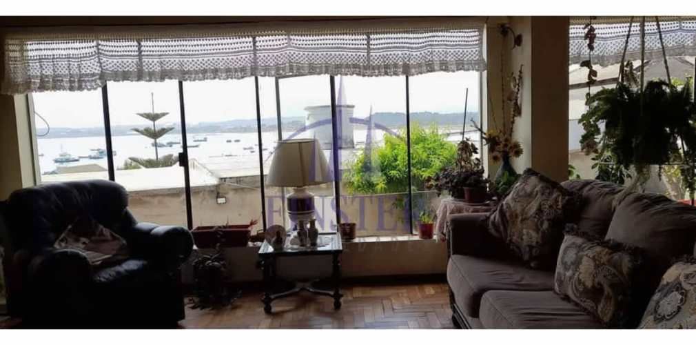 Amplia Casa Sólida Con Estupenda Ubicación En Quintero