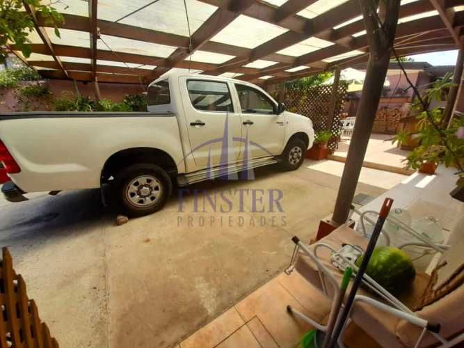 Espectacular Casa Sólida En El Corazón De Quintero