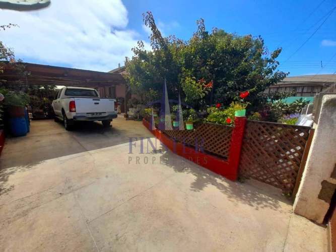 Espectacular Casa Sólida En El Corazón De Quintero