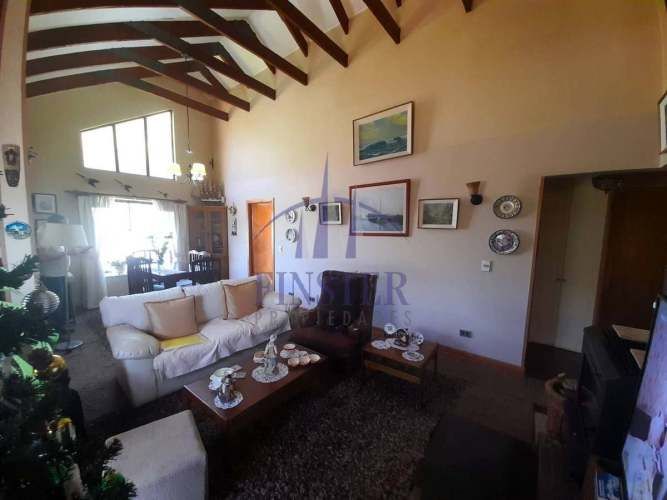 Espectacular Casa Sólida En El Corazón De Quintero