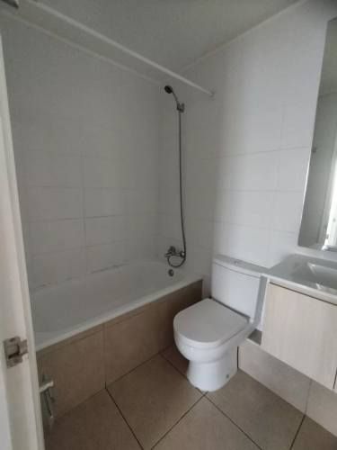 Dpto 2 Dormitorios Metro Carlos Valdovinos Cod. 2310e