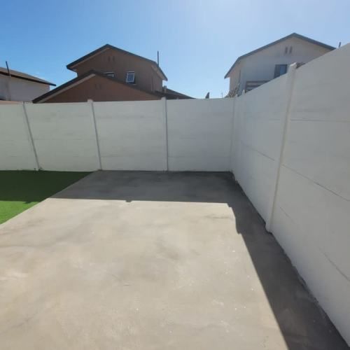 CASA DE 3D/3B CON PISCINA EN CONDOMINIO CERRADO –RAÚL BITRÁN