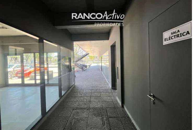 LOCAL COMERCIAL Av Rudecindo Ortega