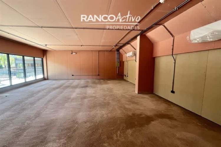 LOCAL COMERCIAL Av Rudecindo Ortega