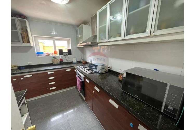 Casa monseñor eyzaguirre 4d+4b+2e