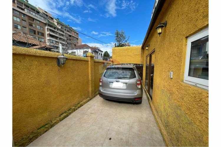 Casa monseñor eyzaguirre 4d+4b+2e