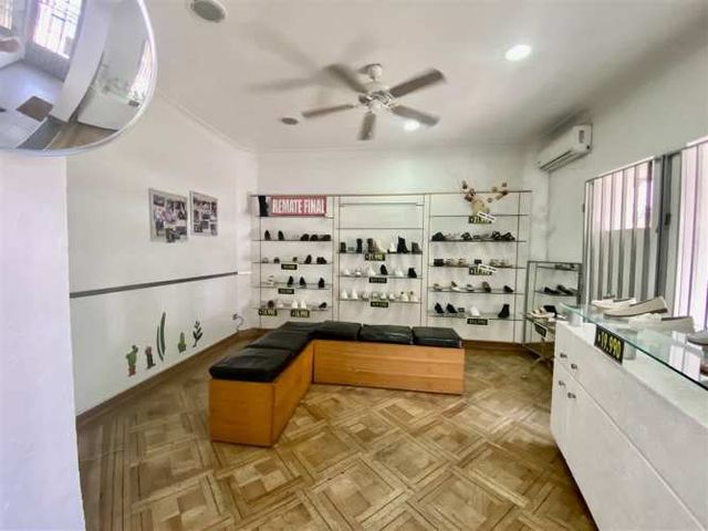 LOCAL COMERCIAL MANUEL MONTT/BARROS BORGOÑO/ELIODORO YAÑEZ