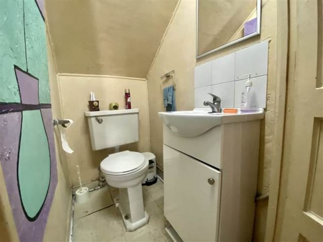 LOCAL COMERCIAL MANUEL MONTT/BARROS BORGOÑO/ELIODORO YAÑEZ