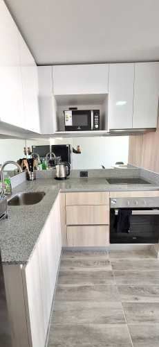 Arriendo Dpto. Amoblado MARZO-DIC 2026 (91227)