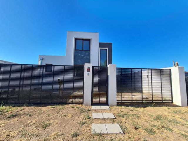 CASA Casa nueva, El Polo de Machalí