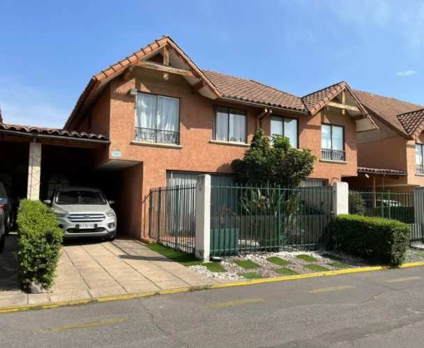 Casa PERPETUA FREIRE ENTRE GERONIMO DE ALDERETE Y SANTA JULIA