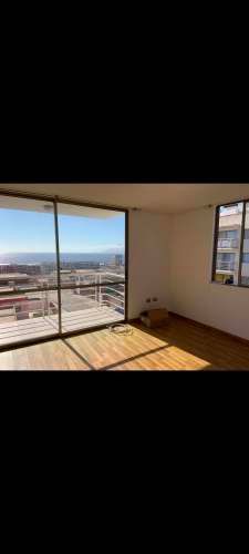 VENDO HERMOSO DEPTO CON VISTA AL MAR.  