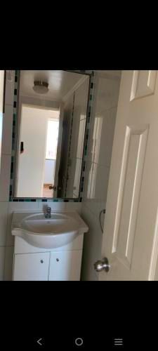 VENDO HERMOSO DEPTO CON VISTA AL MAR.  