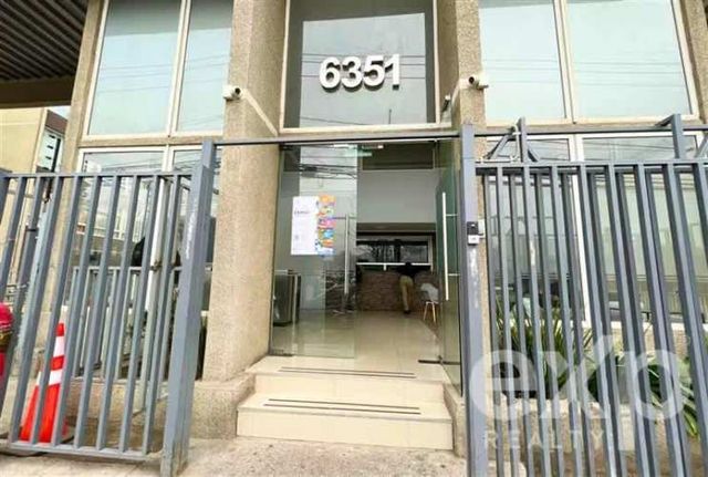 DEPARTAMENTO San Petersburgo con Av. Lo Ovalle