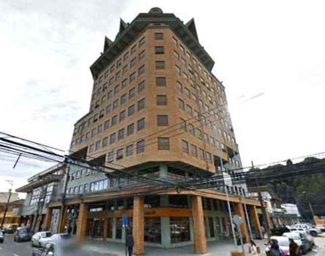 Oficinas amplias con 579 mts2 con varias dependencias en el centro de la ciudad.